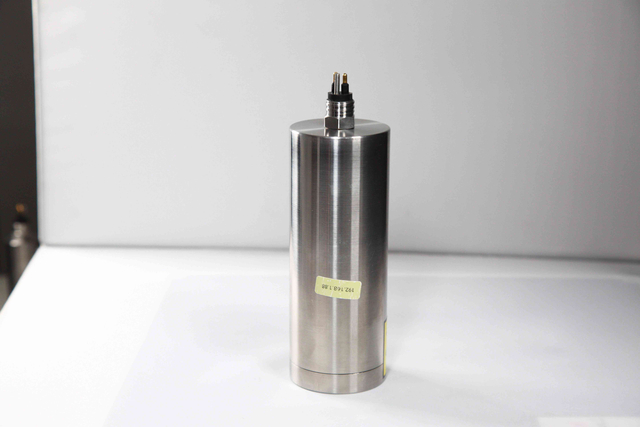  A 90-degree Angle Low-illuminance Underwater Camera Surveillance 